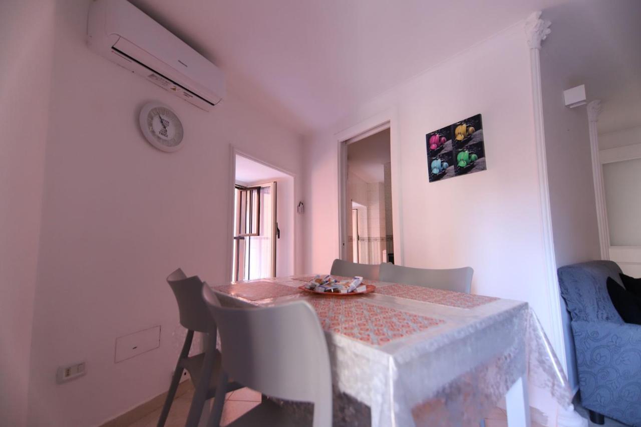 Appartement Casa In Piazza à Naples Extérieur photo